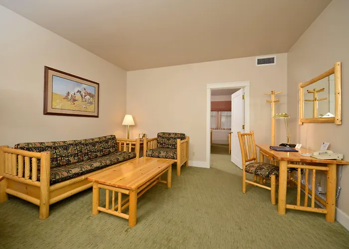 Hotel Western Plaza