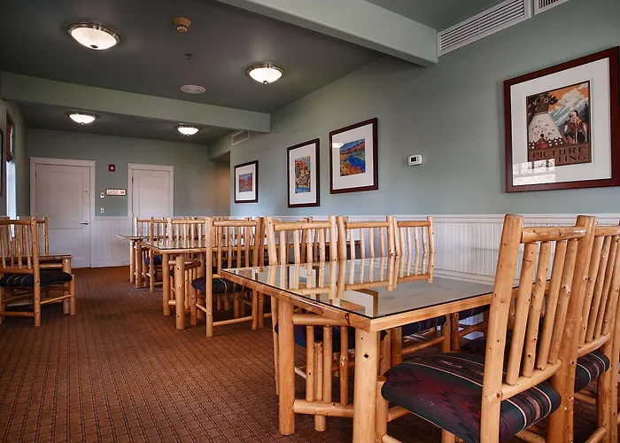 Western Plaza Hotel