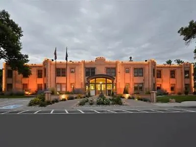 Western Plaza Hotel