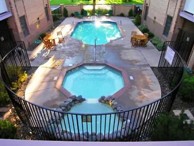 Hotel Western Plaza 3*